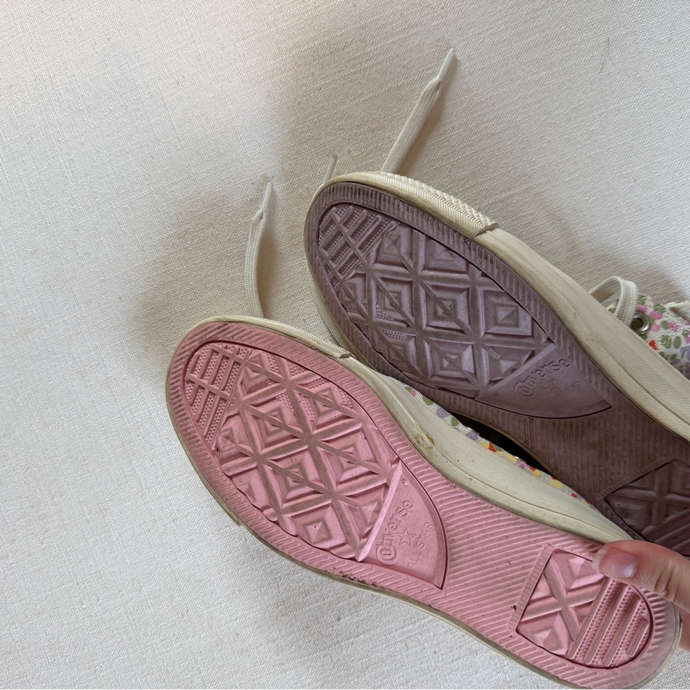 Converse Colorful Patterned High-Tops - Picture 2 of 4
